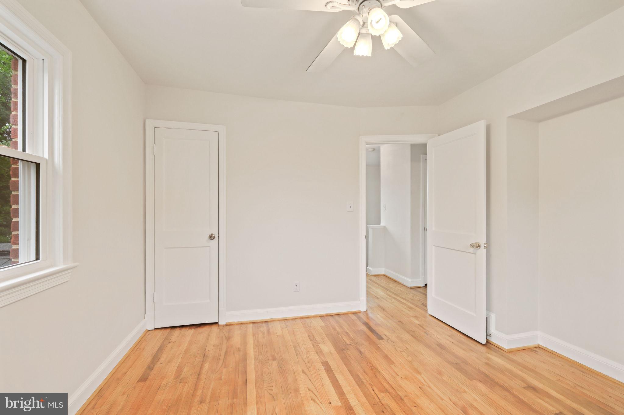 WHEATON HILLS - Residential