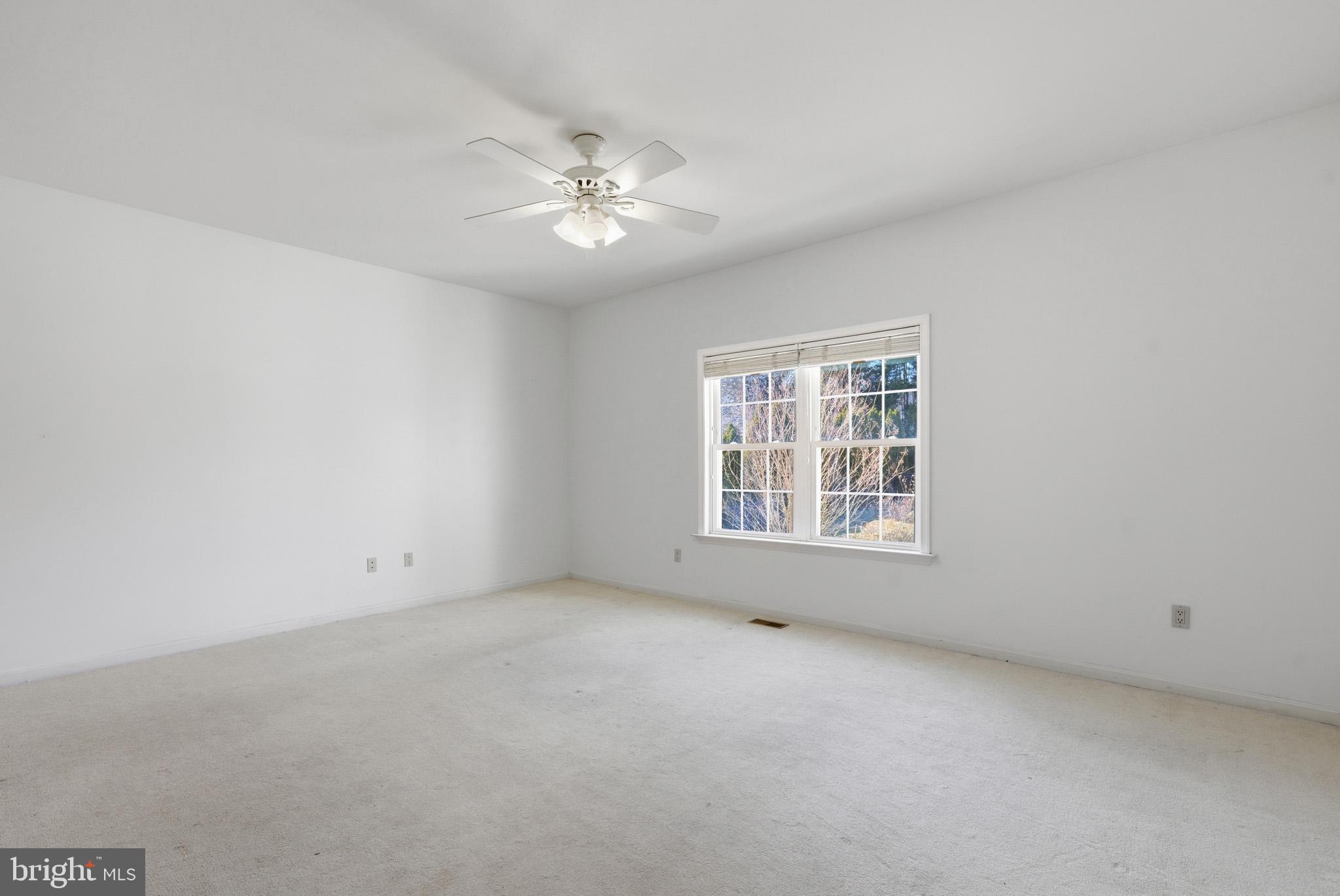 LYONS CREEK OVERLOOK - Residential