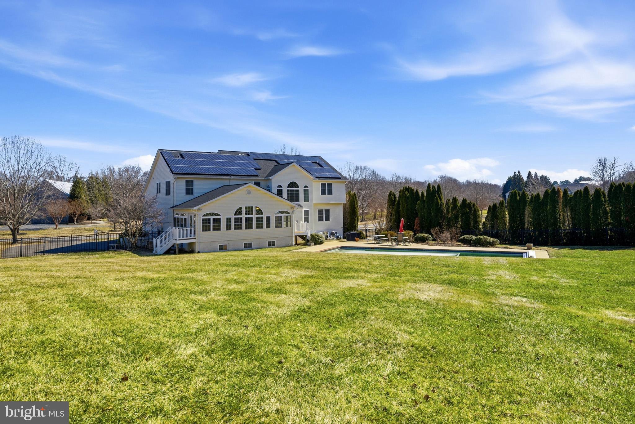 LYONS CREEK OVERLOOK - Residential