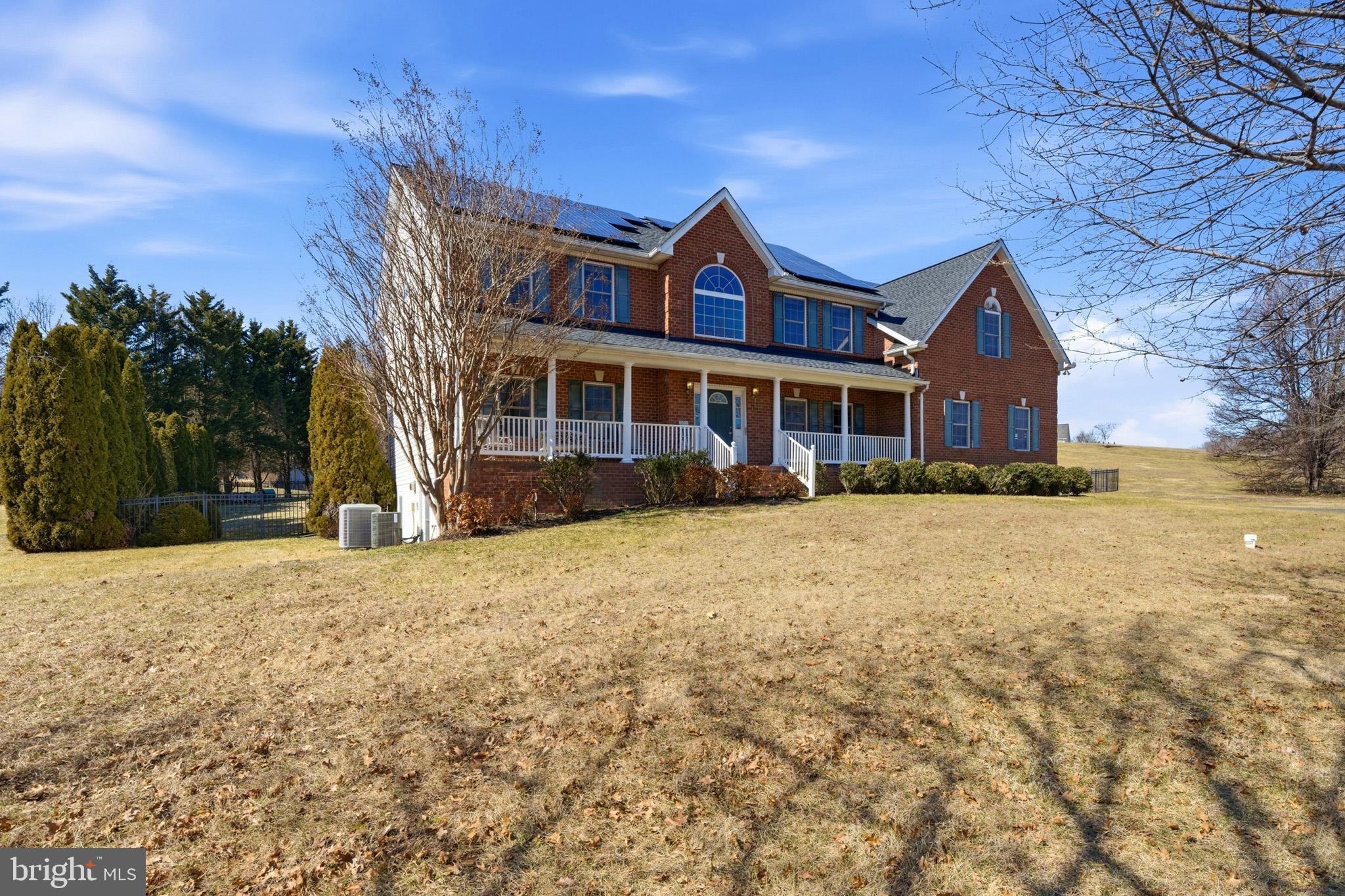 LYONS CREEK OVERLOOK - Residential