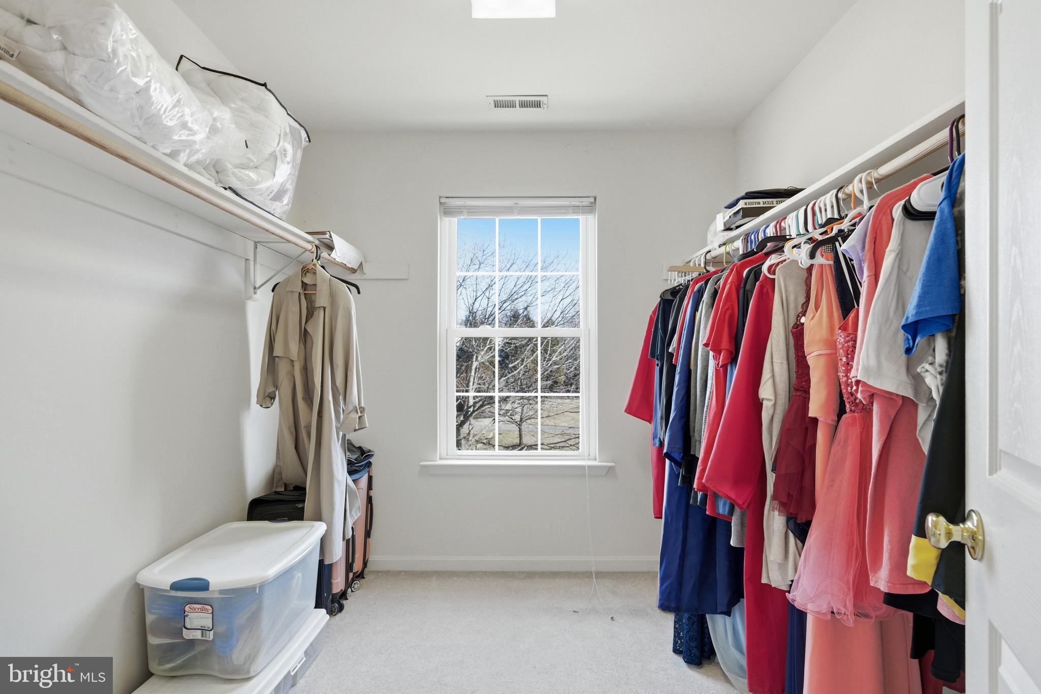 LYONS CREEK OVERLOOK - Residential