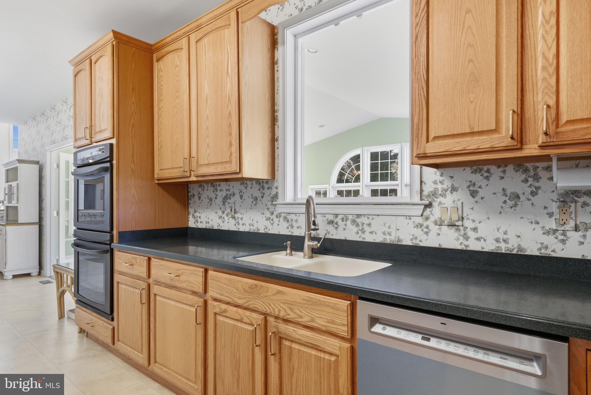 LYONS CREEK OVERLOOK - Residential