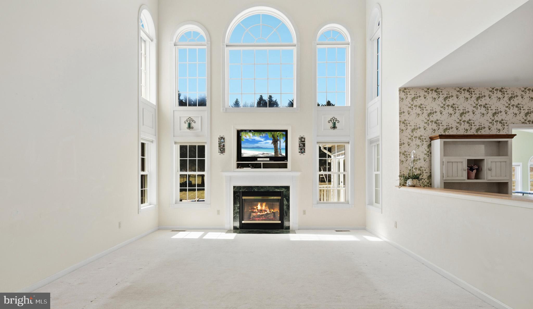 LYONS CREEK OVERLOOK - Residential