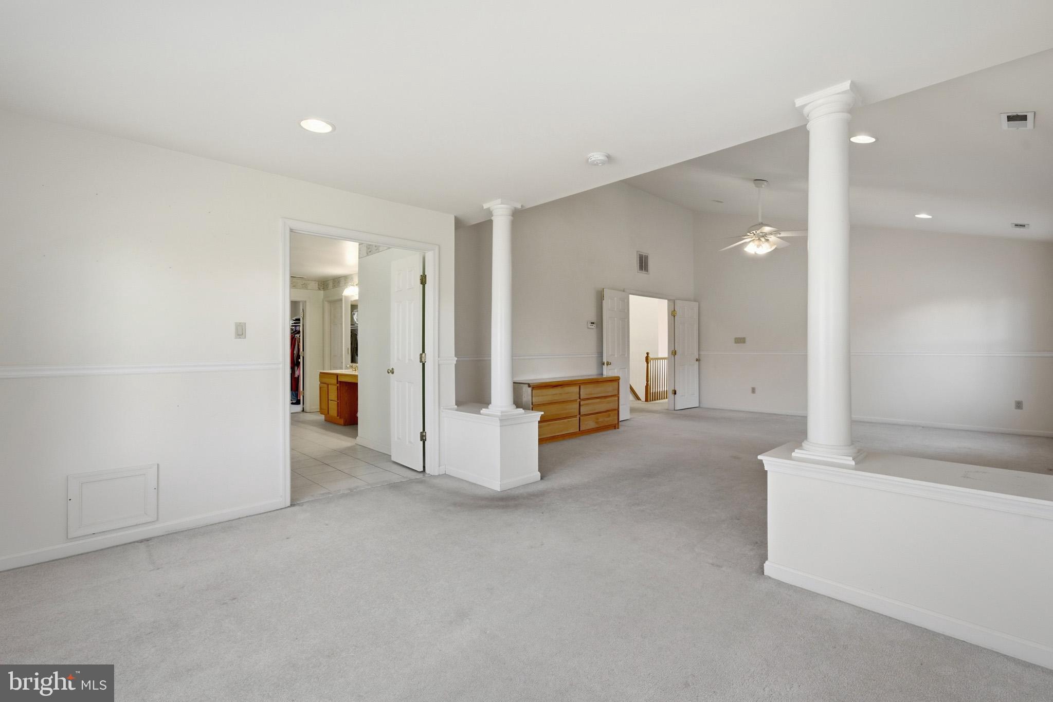 LYONS CREEK OVERLOOK - Residential