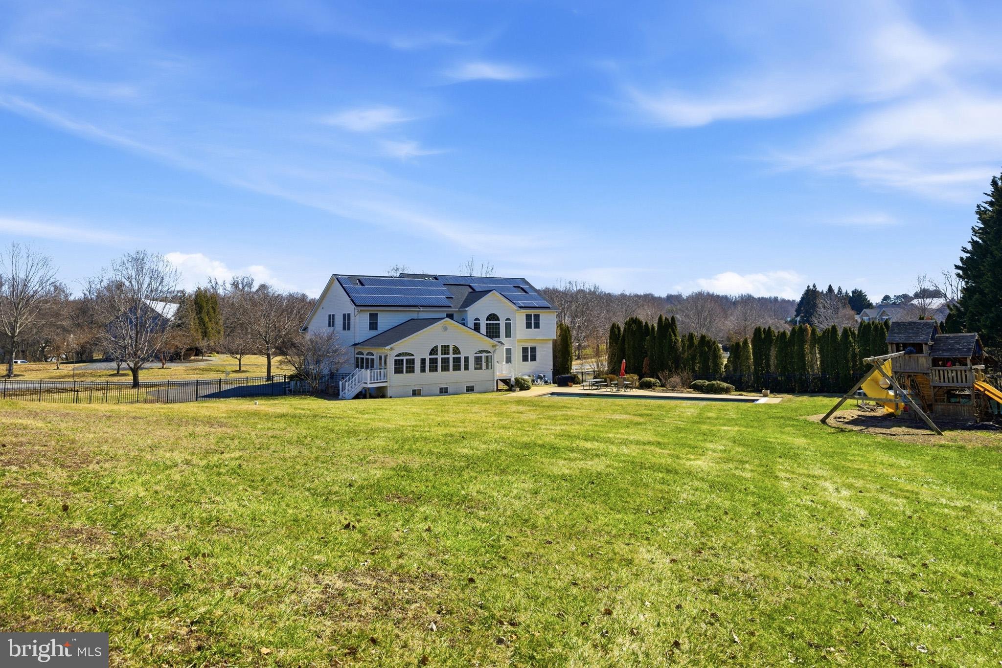 LYONS CREEK OVERLOOK - Residential