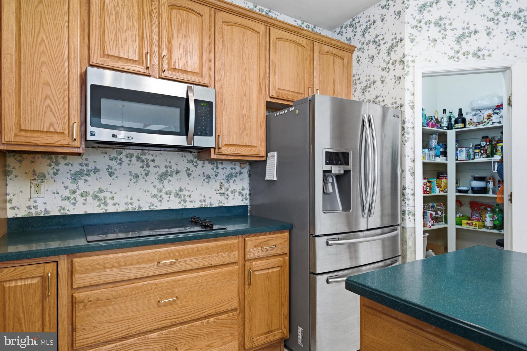 LYONS CREEK OVERLOOK - Residential