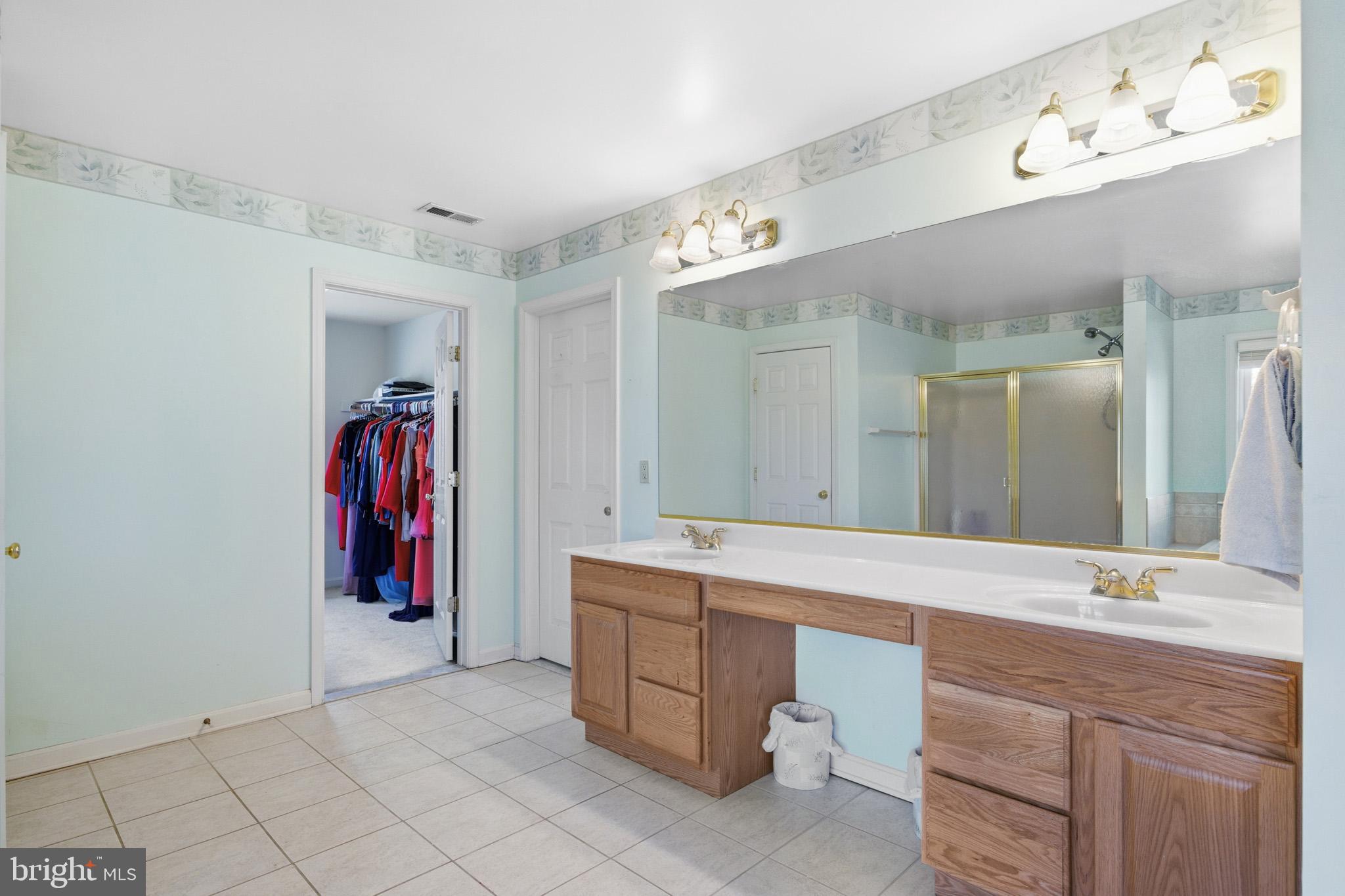 LYONS CREEK OVERLOOK - Residential