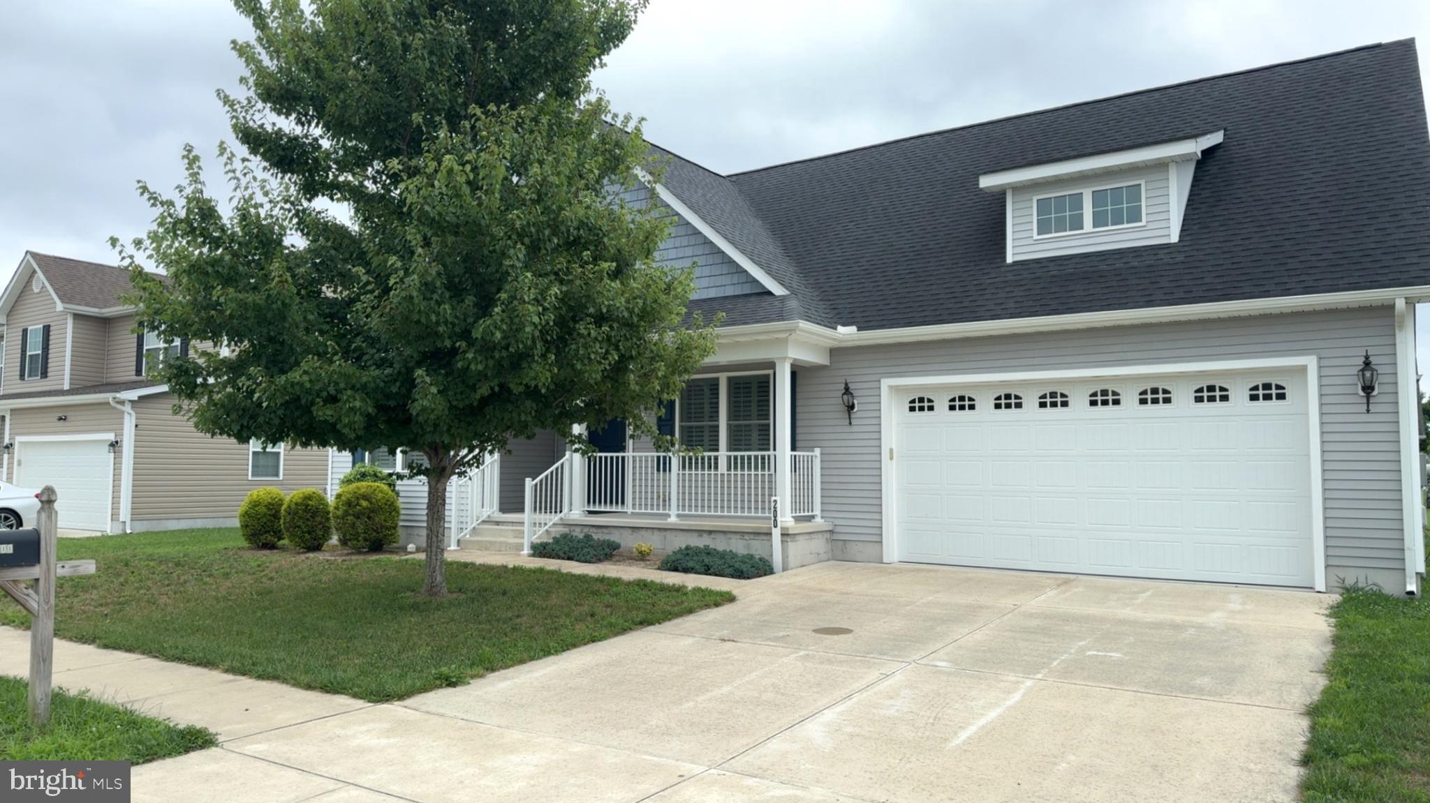 200 WILLIAM ROSS LANE