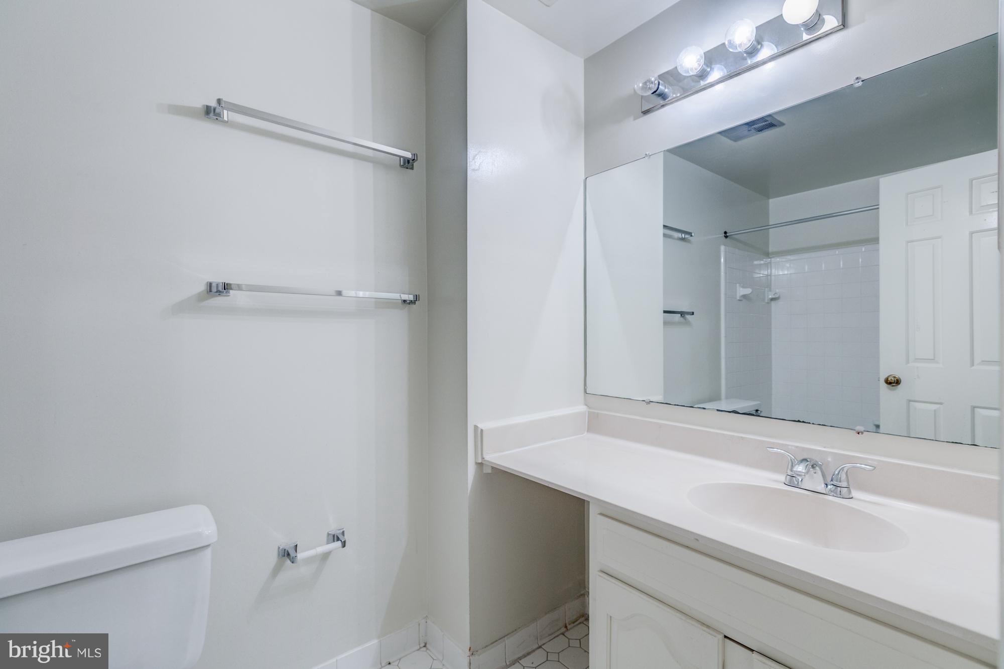 COLIN PLACE - Residential Lease