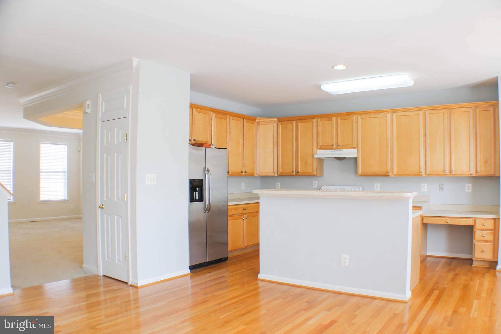 ASHBURN VILLAGE - Residential Lease