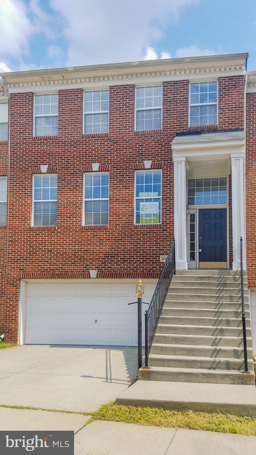 ASHBURN VILLAGE - Residential Lease