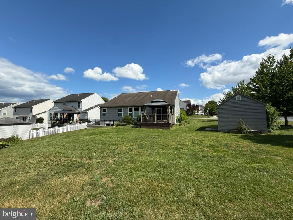 2 ROLLINGVIEW LANE