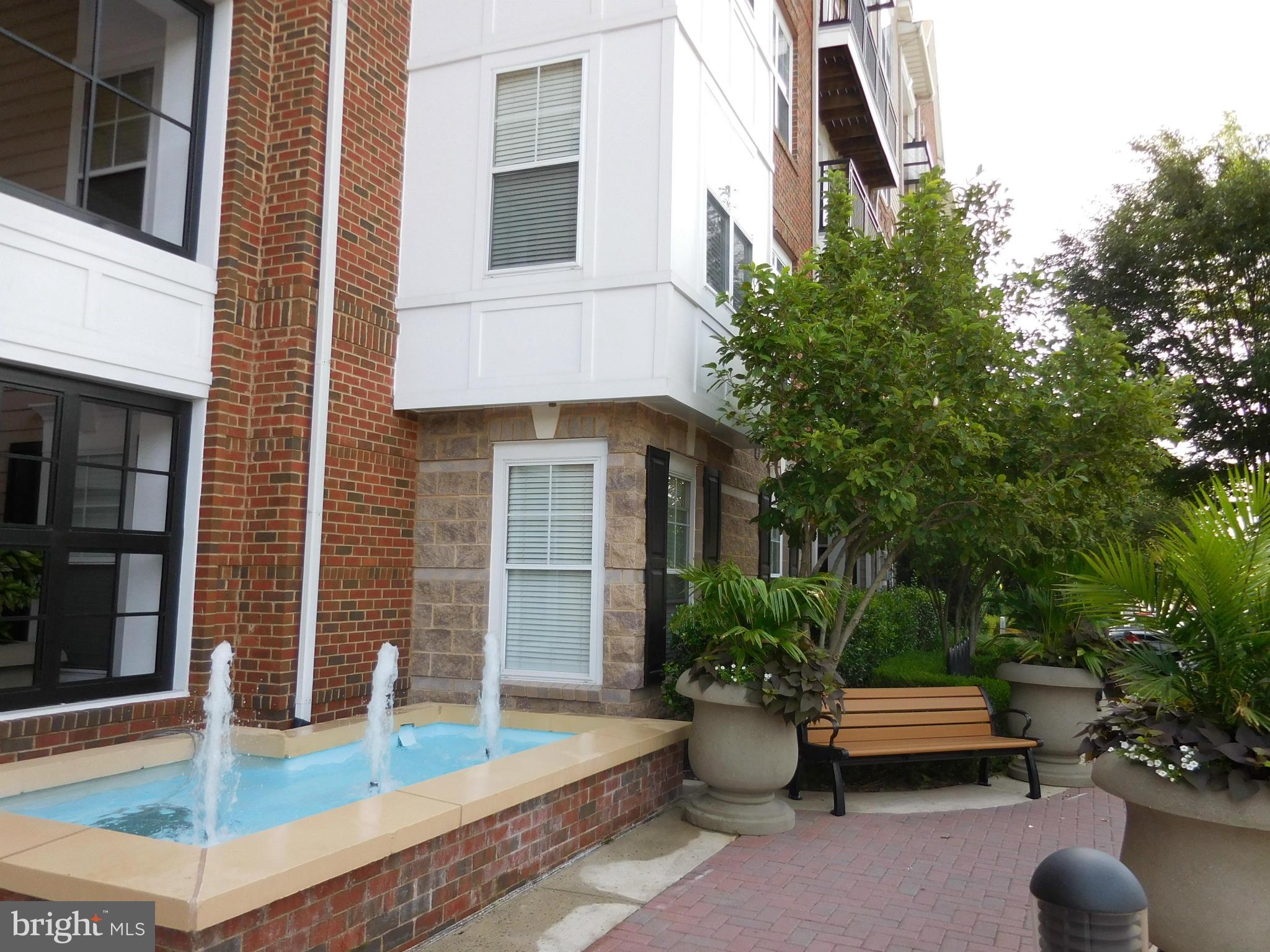 FITZ AT ROCKVILLE TOWN C - Residential Lease