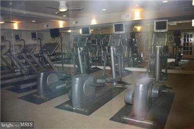 FITZ AT ROCKVILLE TOWN C - Residential Lease