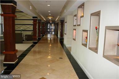 FITZ AT ROCKVILLE TOWN C - Residential Lease