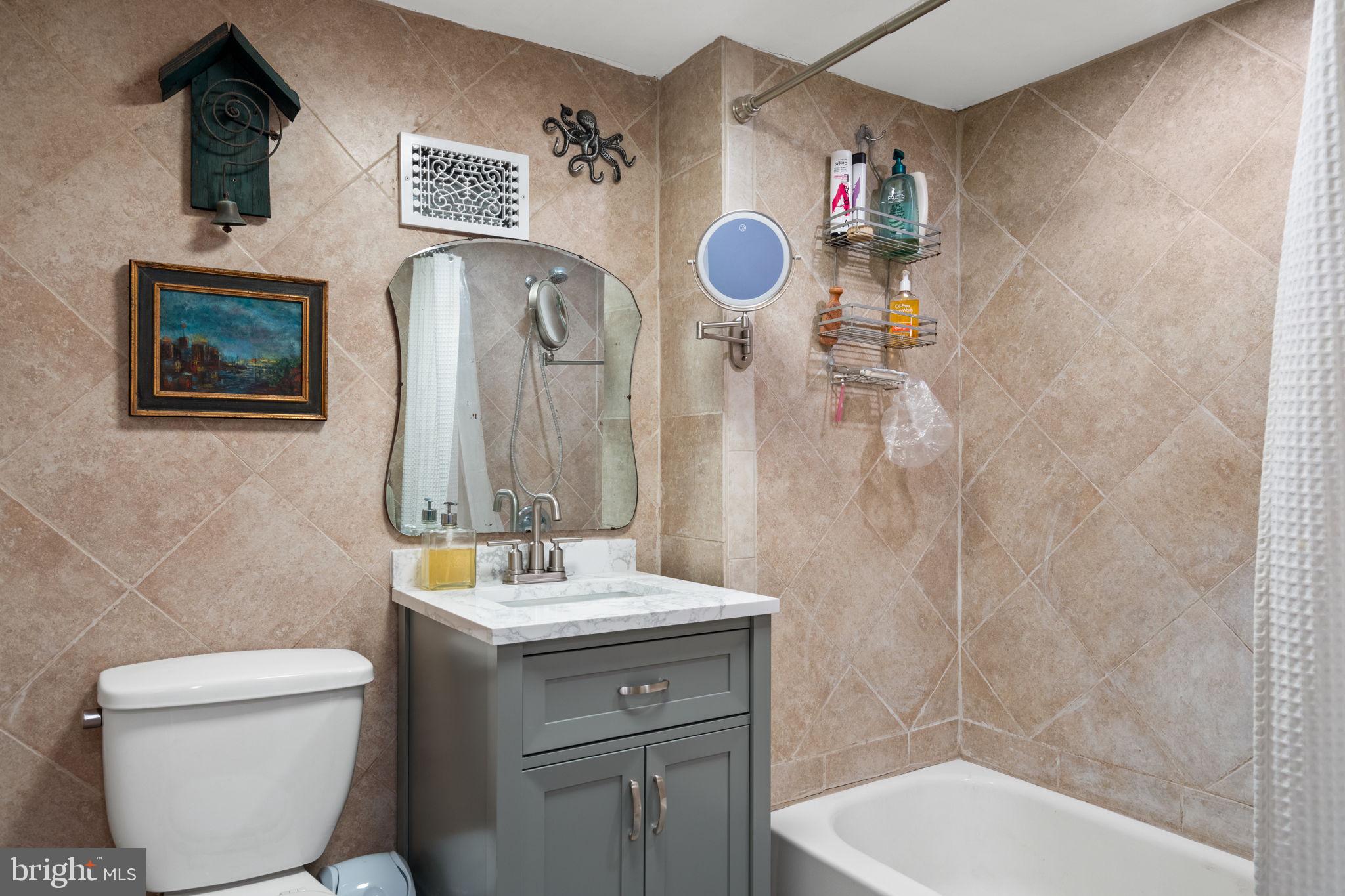 POINT BREEZE - Residential