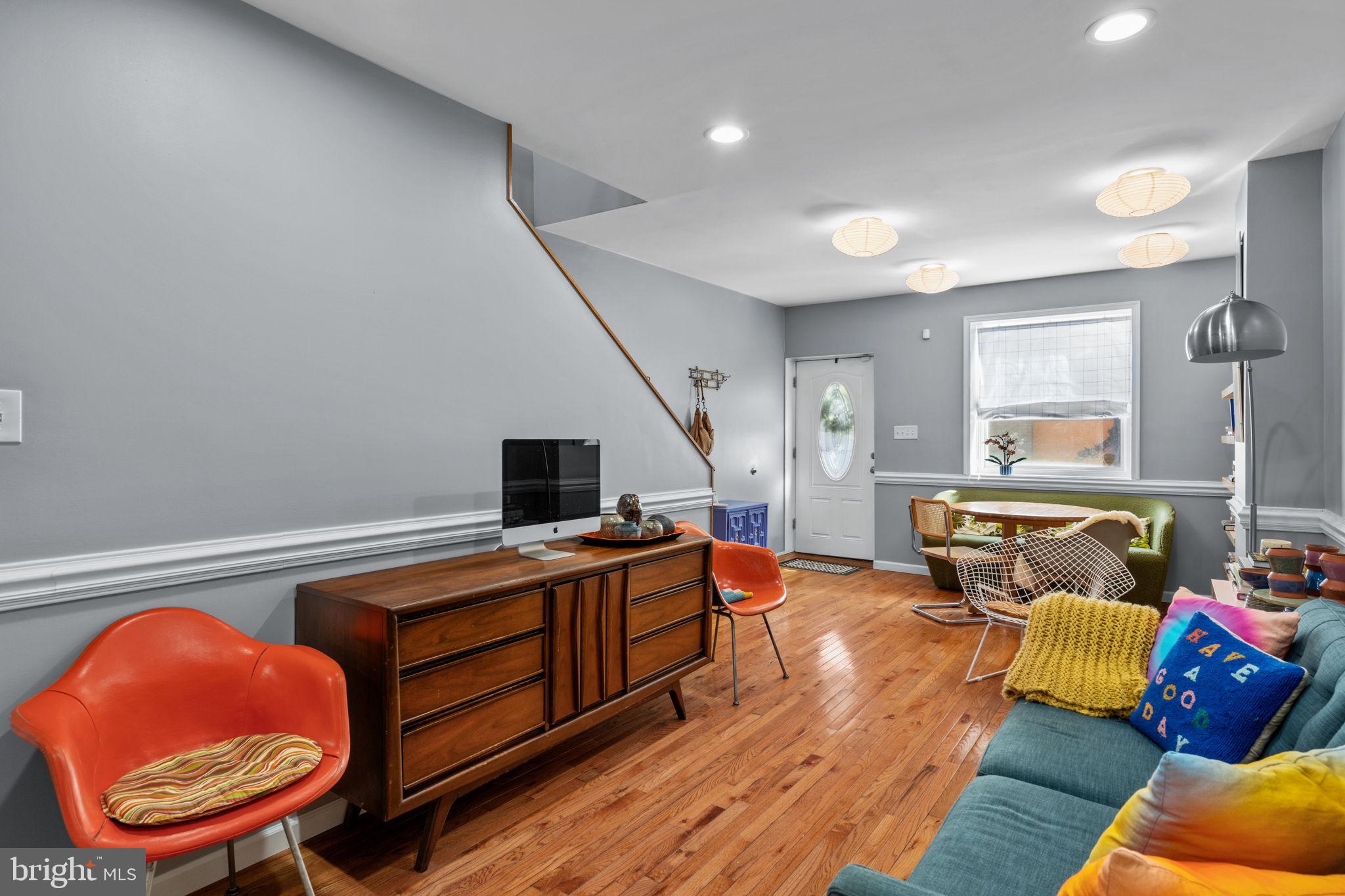 POINT BREEZE - Residential