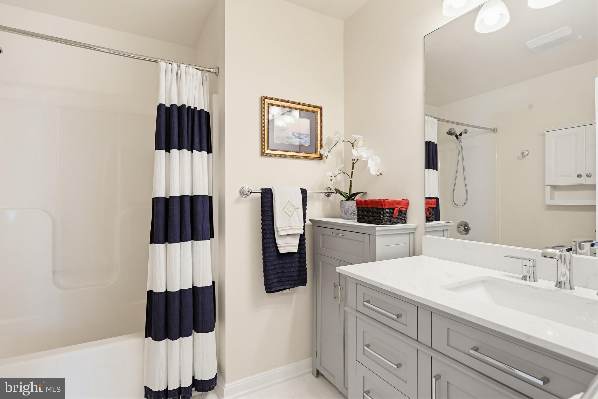 CLAIBORNE FARM - Residential