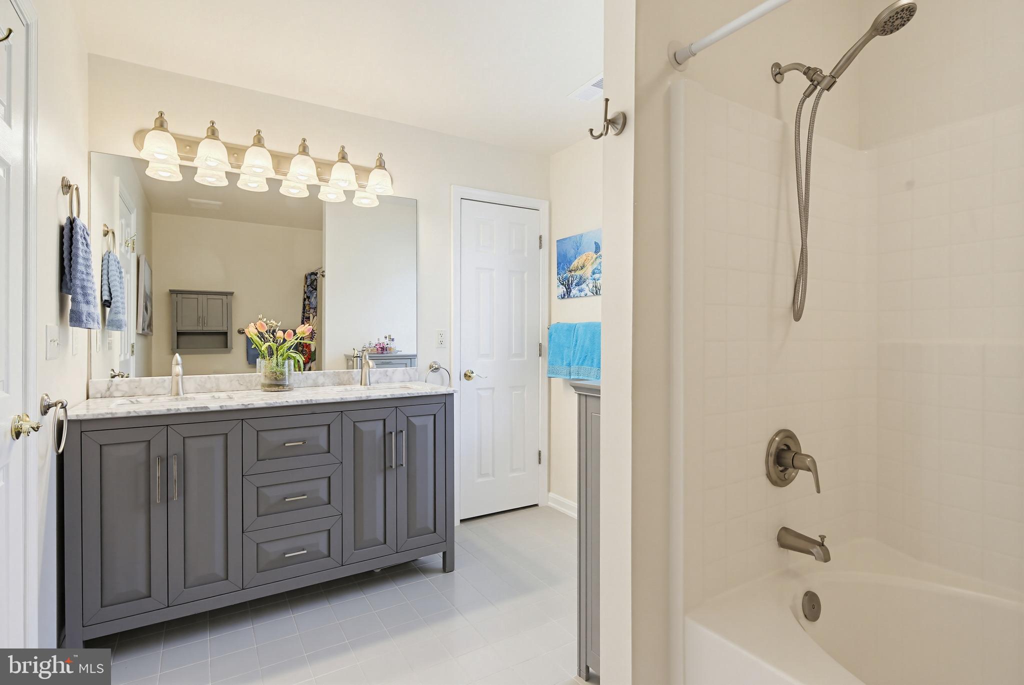 CLAIBORNE FARM - Residential