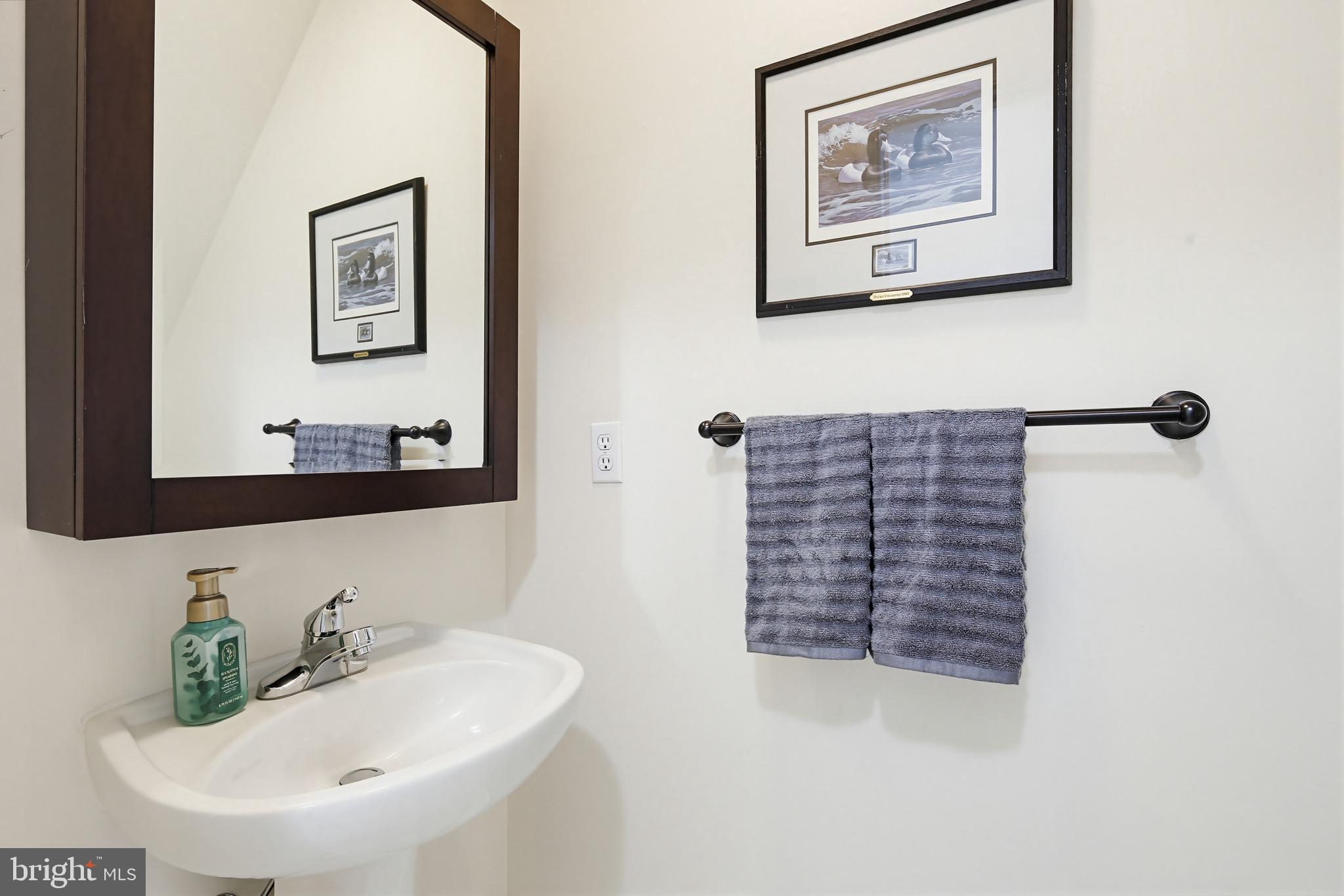 CLAIBORNE FARM - Residential