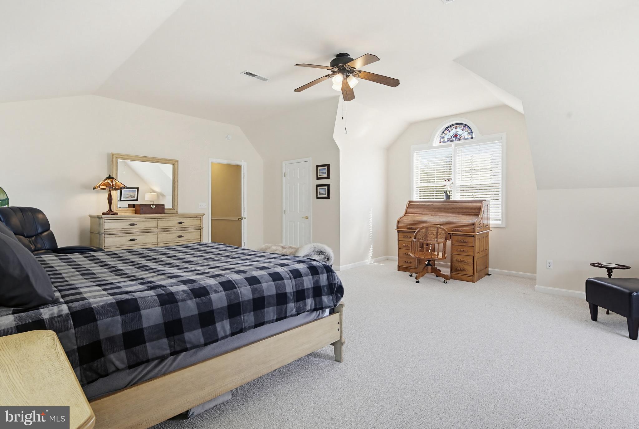 CLAIBORNE FARM - Residential