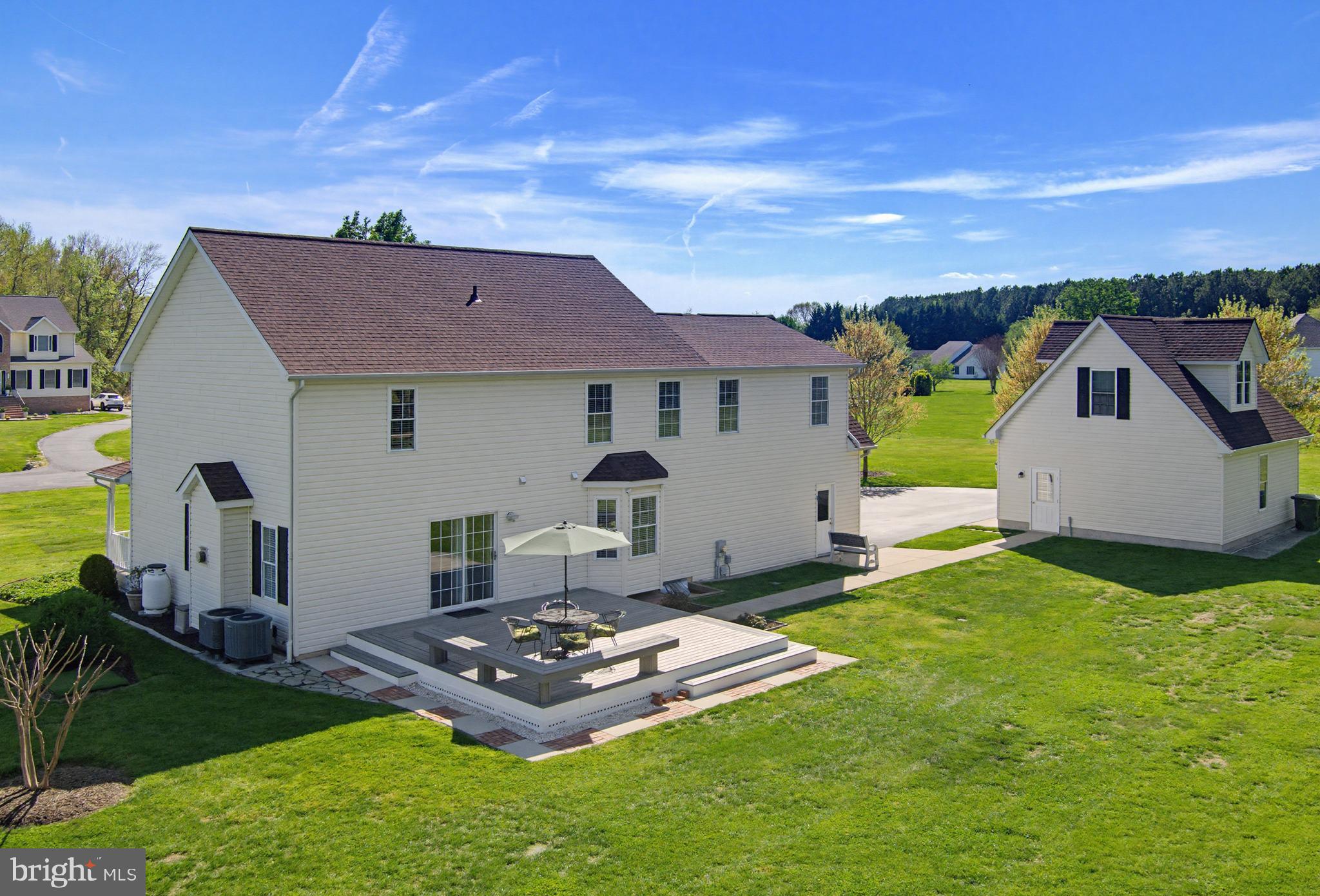 CLAIBORNE FARM - Residential