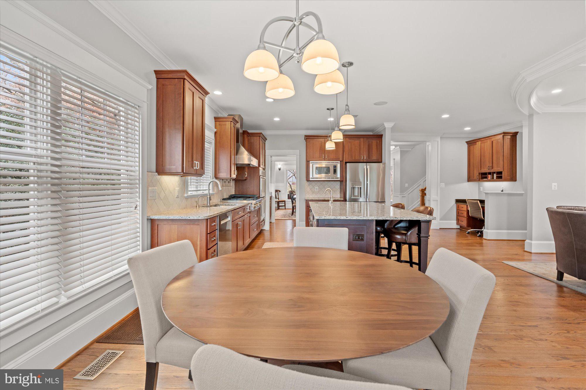 BROYHILL HILLS - Residential