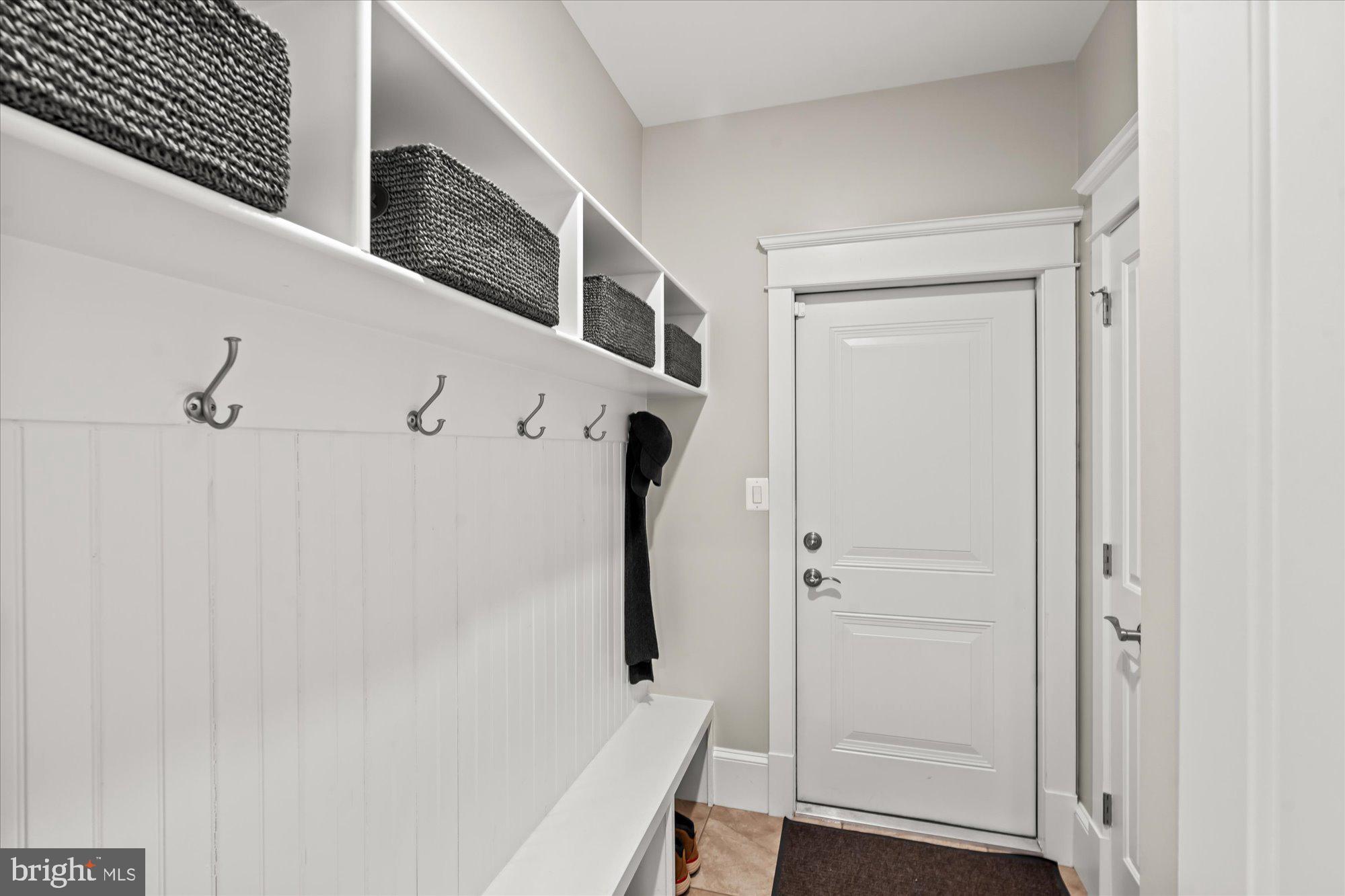 BROYHILL HILLS - Residential