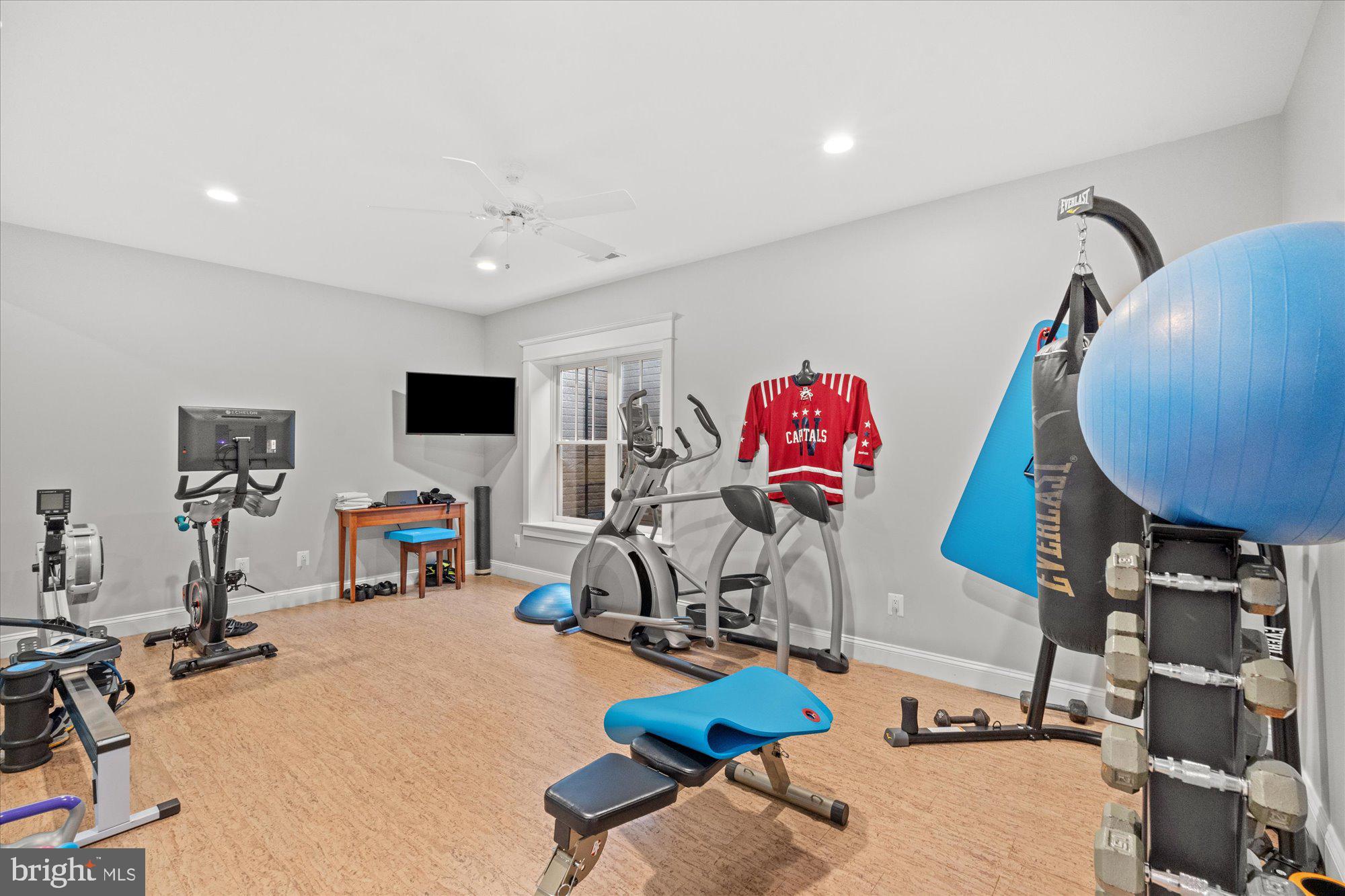 BROYHILL HILLS - Residential