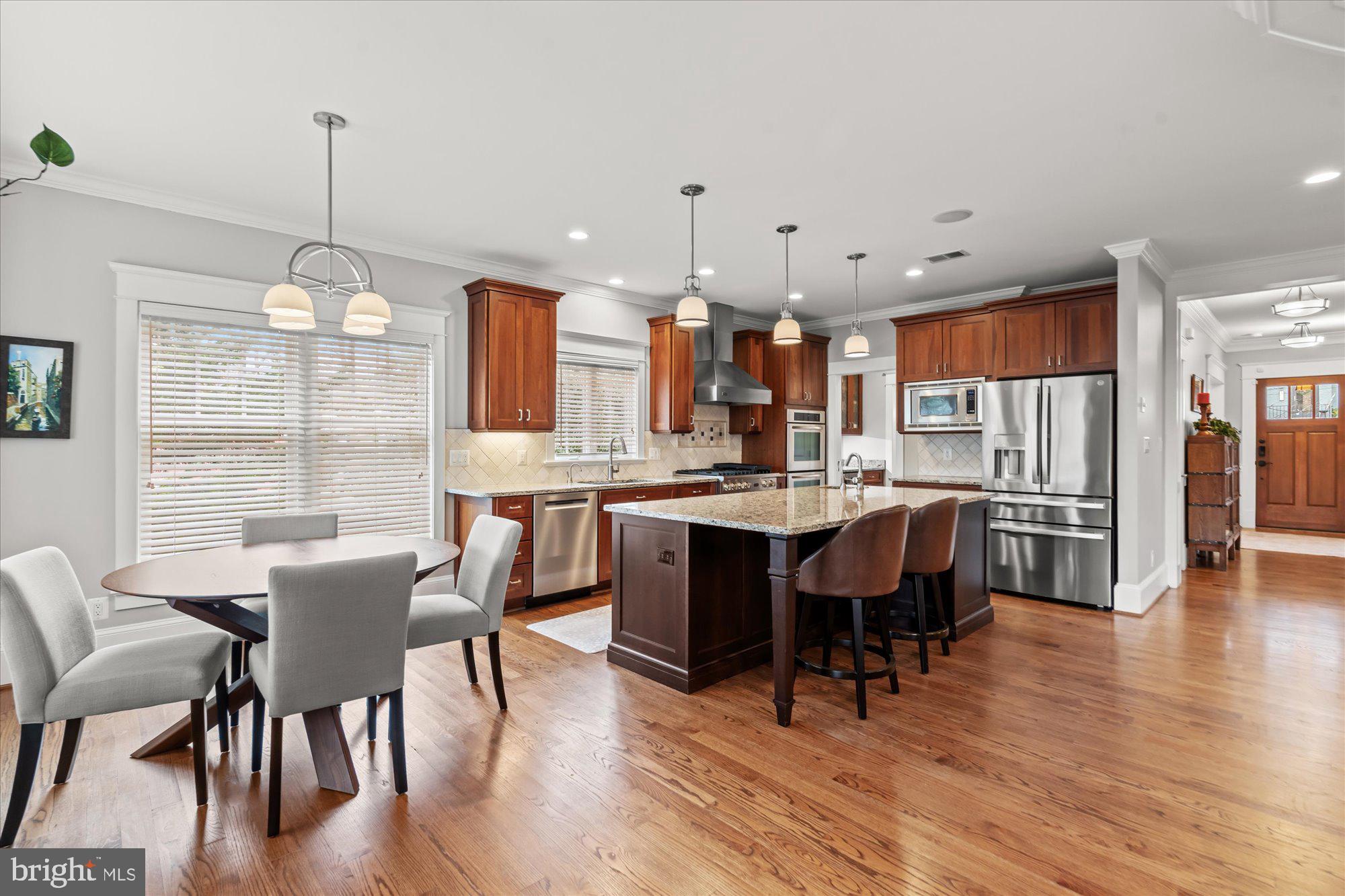 BROYHILL HILLS - Residential