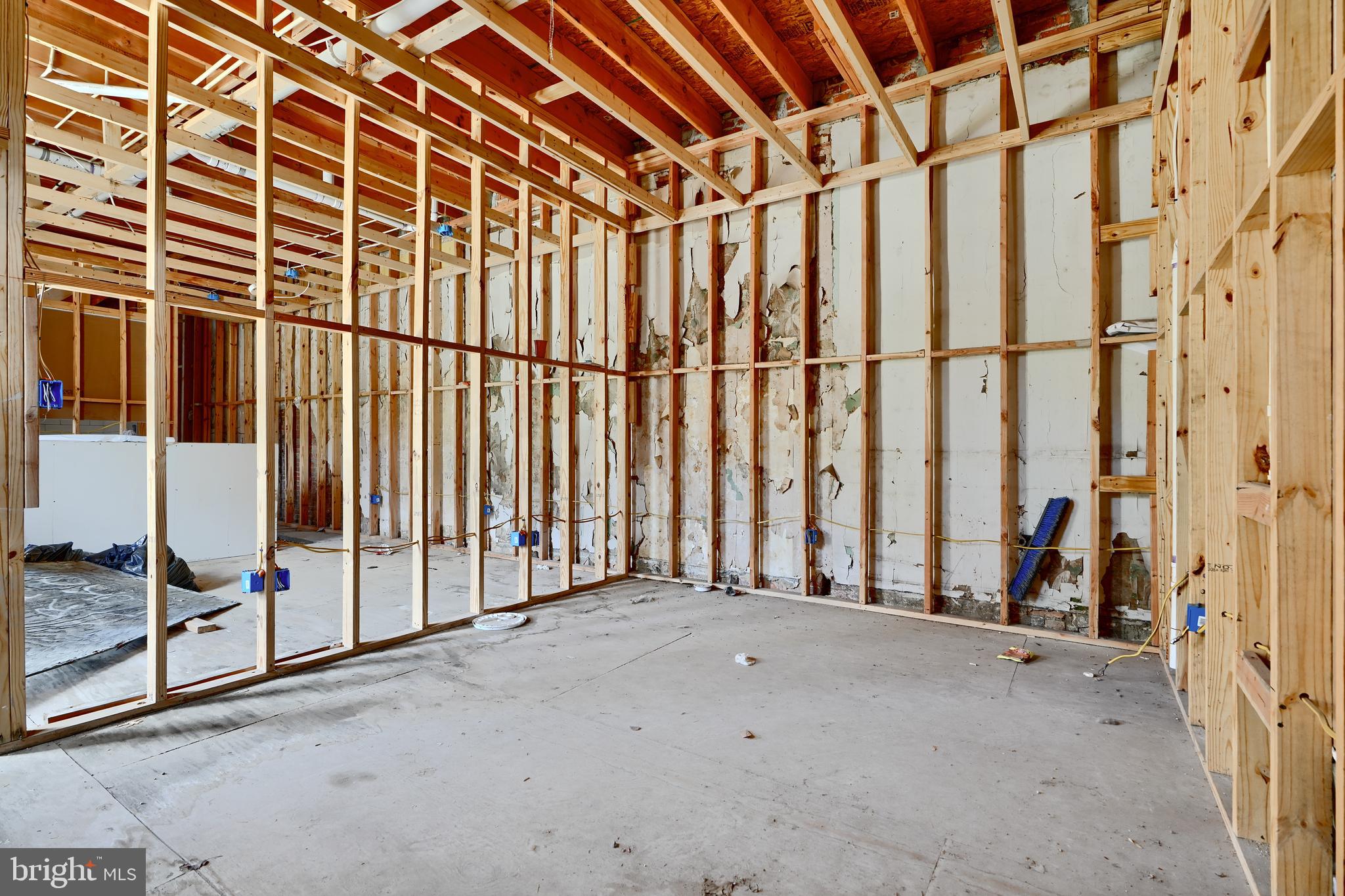 POPLAR GROVE - Commercial Sale