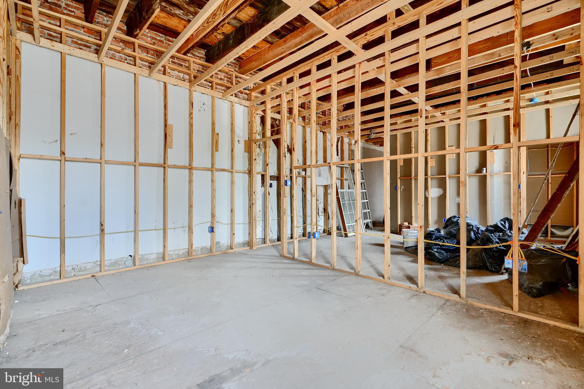 POPLAR GROVE - Commercial Sale