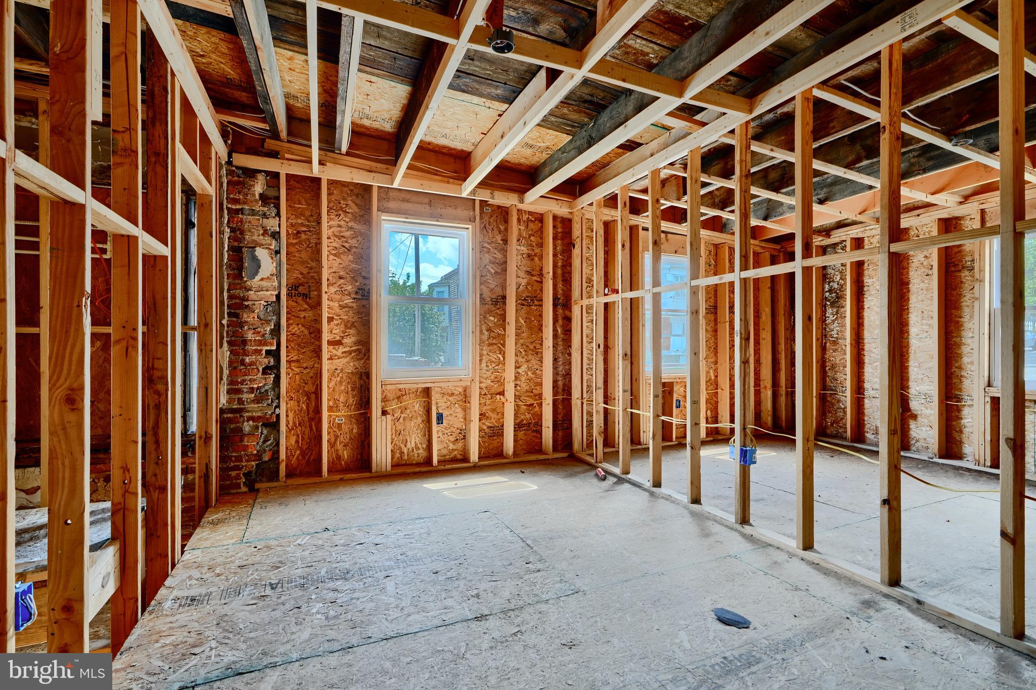 POPLAR GROVE - Commercial Sale