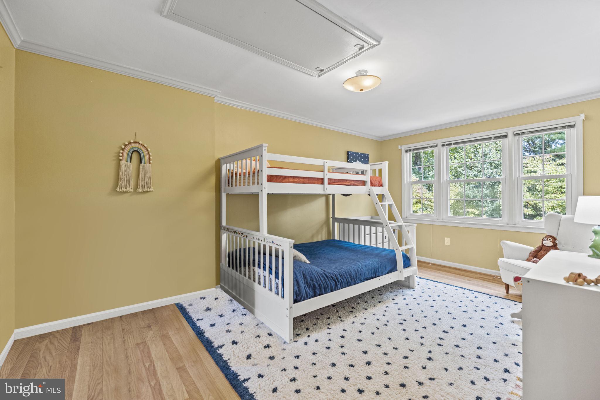 WOODLEY GARDENS COOP - Residential