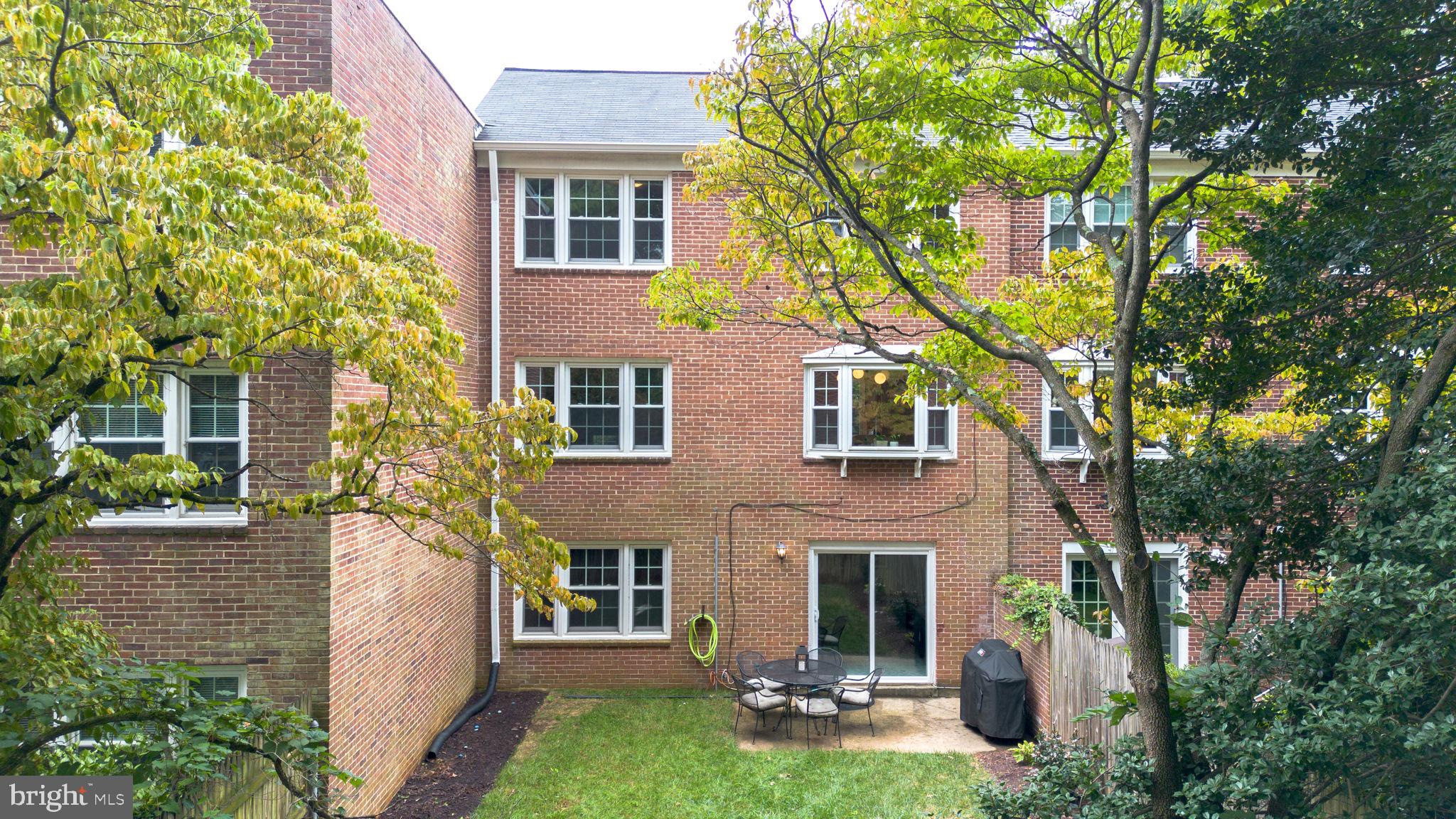 WOODLEY GARDENS COOP - Residential