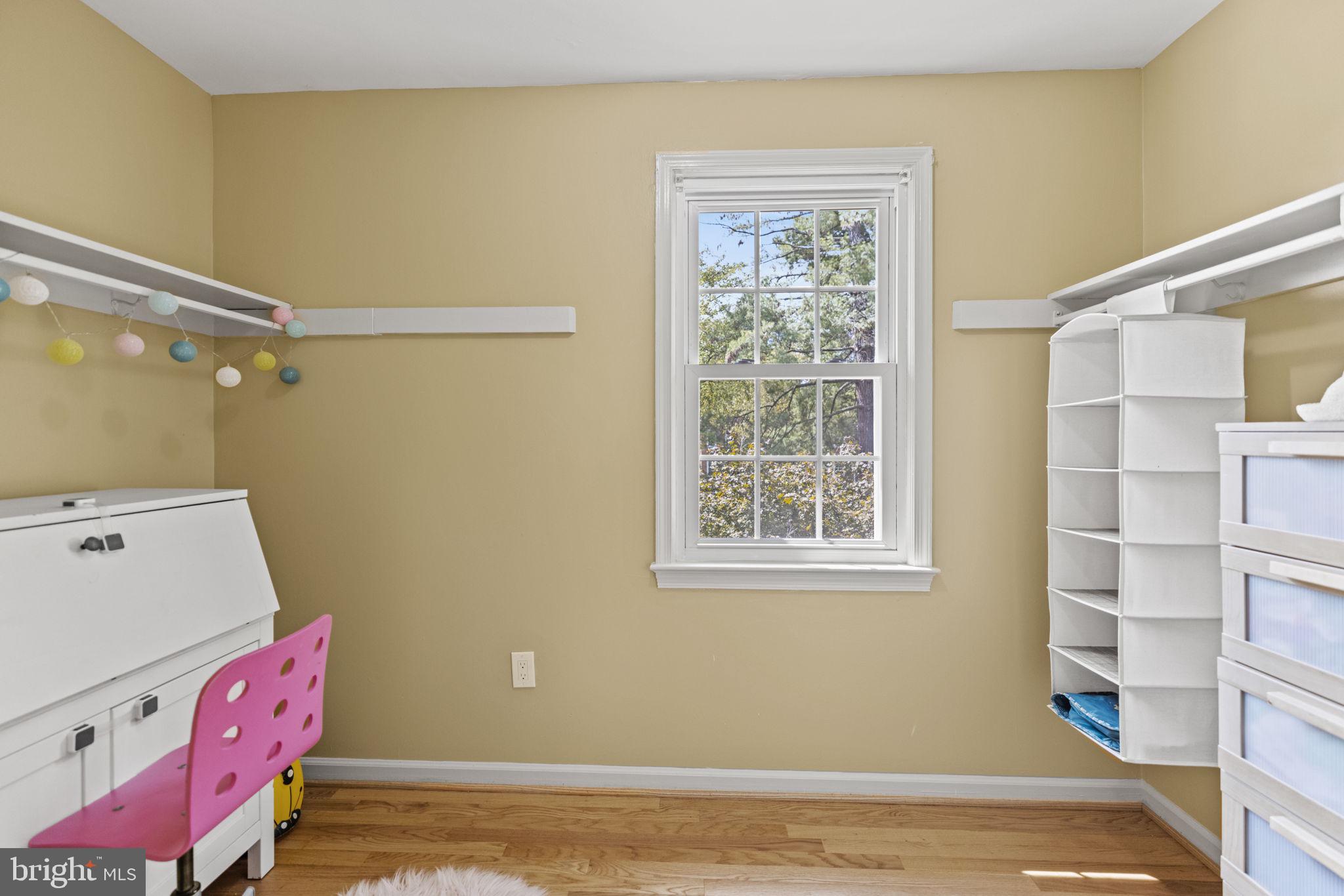 WOODLEY GARDENS COOP - Residential