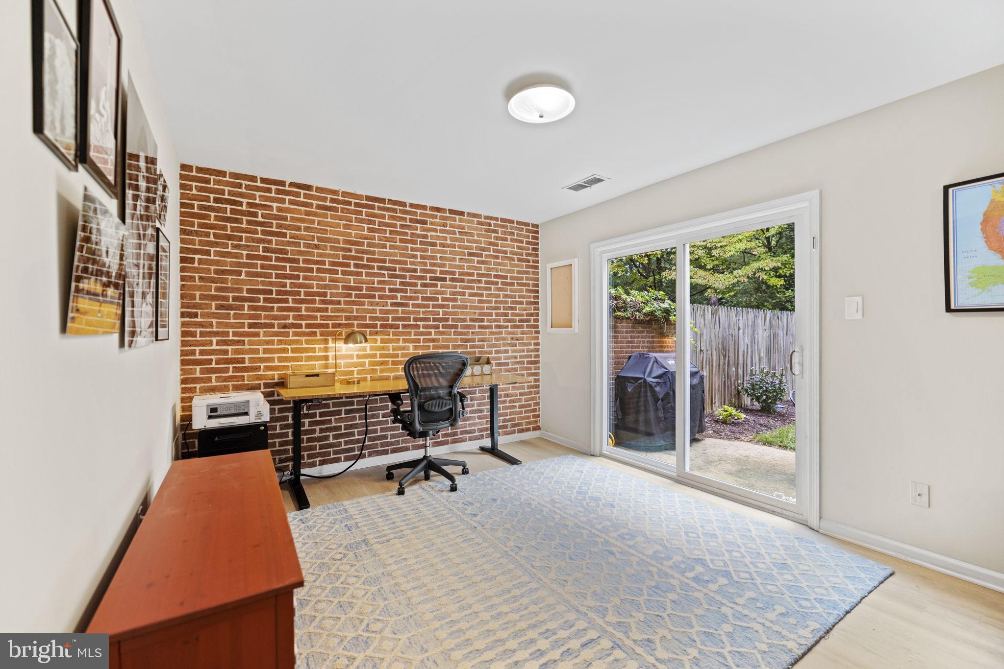 WOODLEY GARDENS COOP - Residential