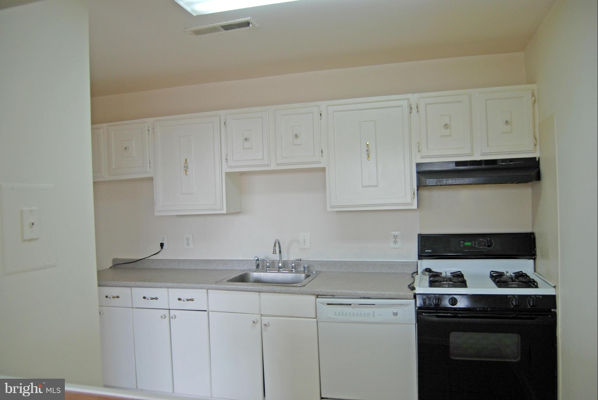 SAXONY SQUARE - Residential