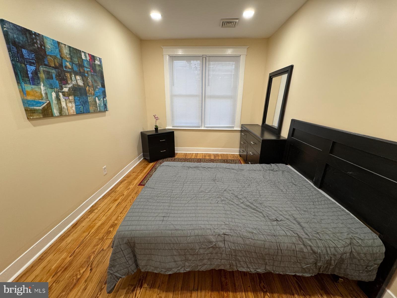 GOVANS - Residential