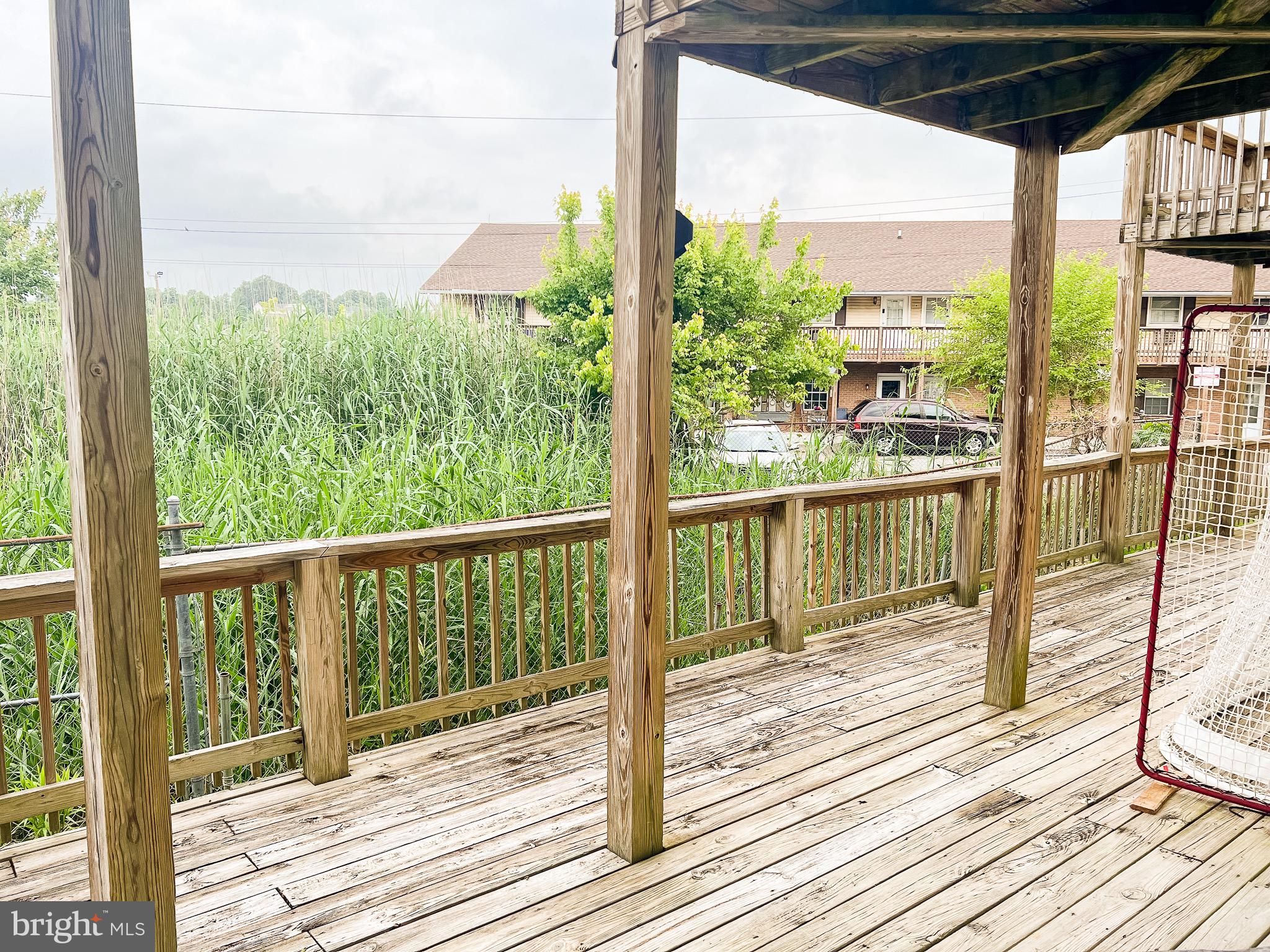 CAPTAINS QUARTER CONDOMINIUM - Residential Lease