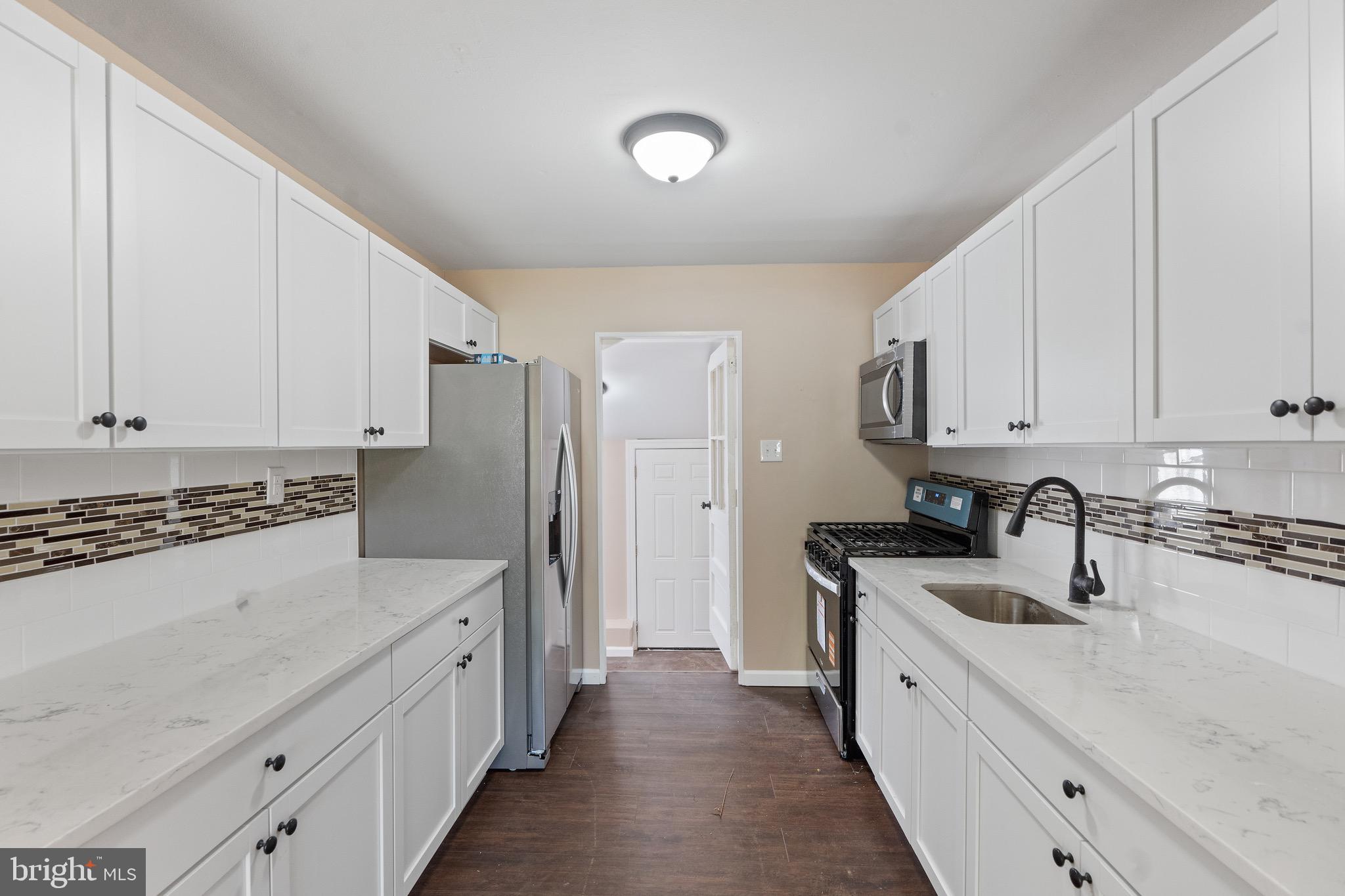 4 W GERMANTOWN AVENUE