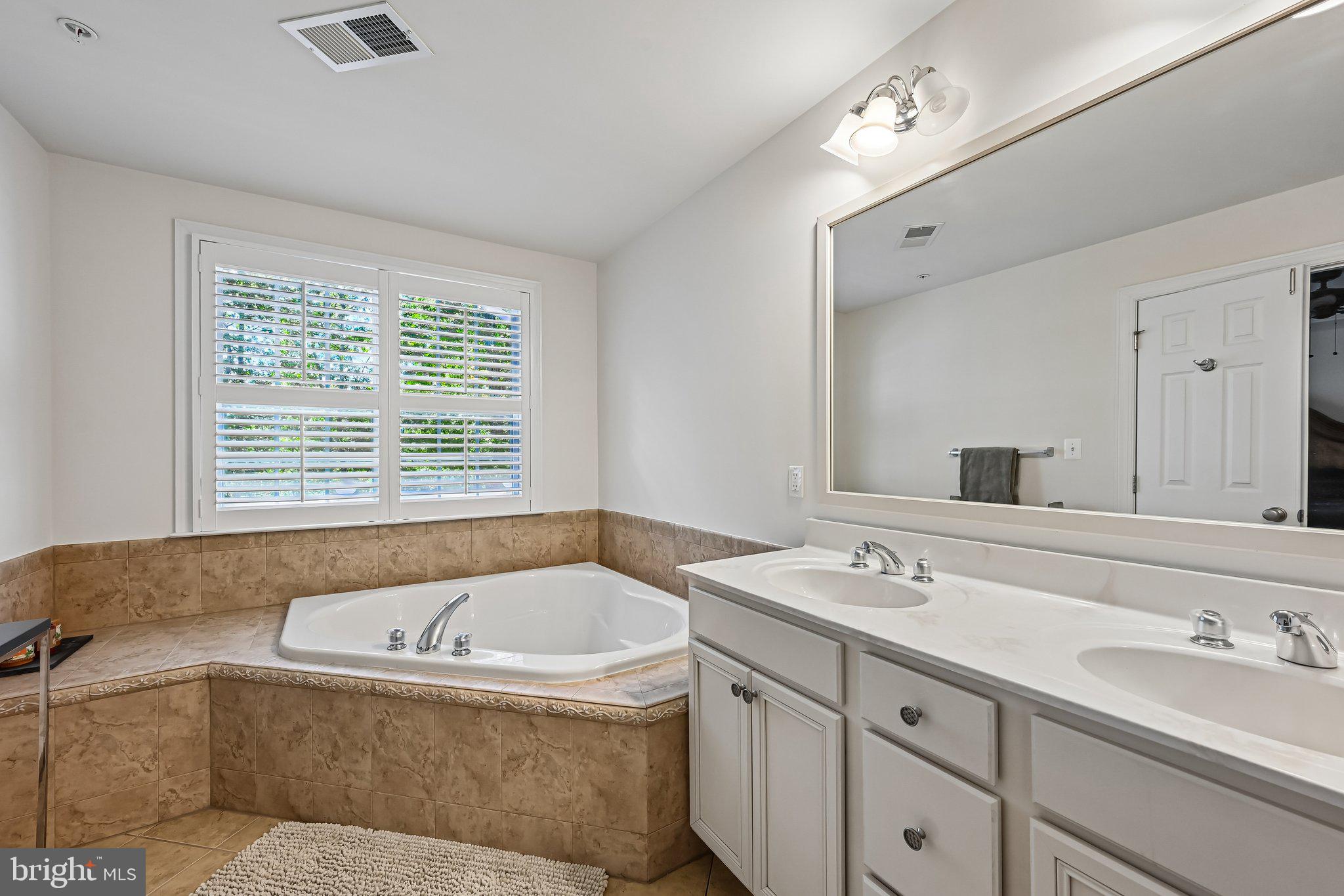 THE ENCLAVE AT ARUNDEL PRESERVE - Residential