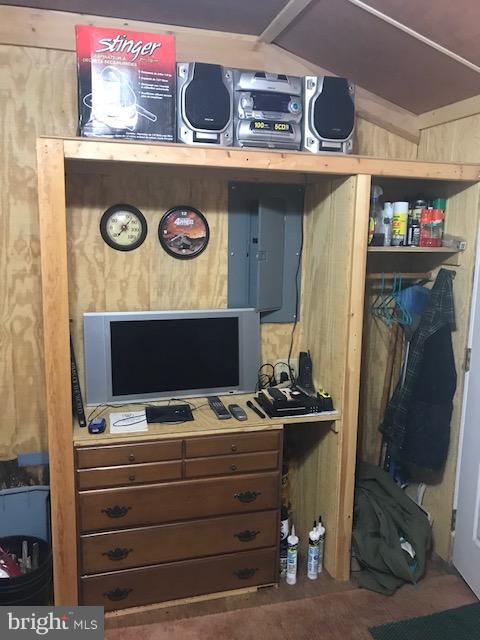 CACAPON HIGHLANDS - Land