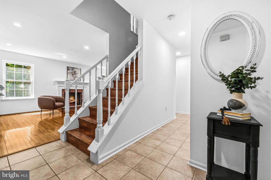 Photo of 3979 Burning Bush Court, FAIRFAX, VA 22033 (MLS # VAFX2304296)