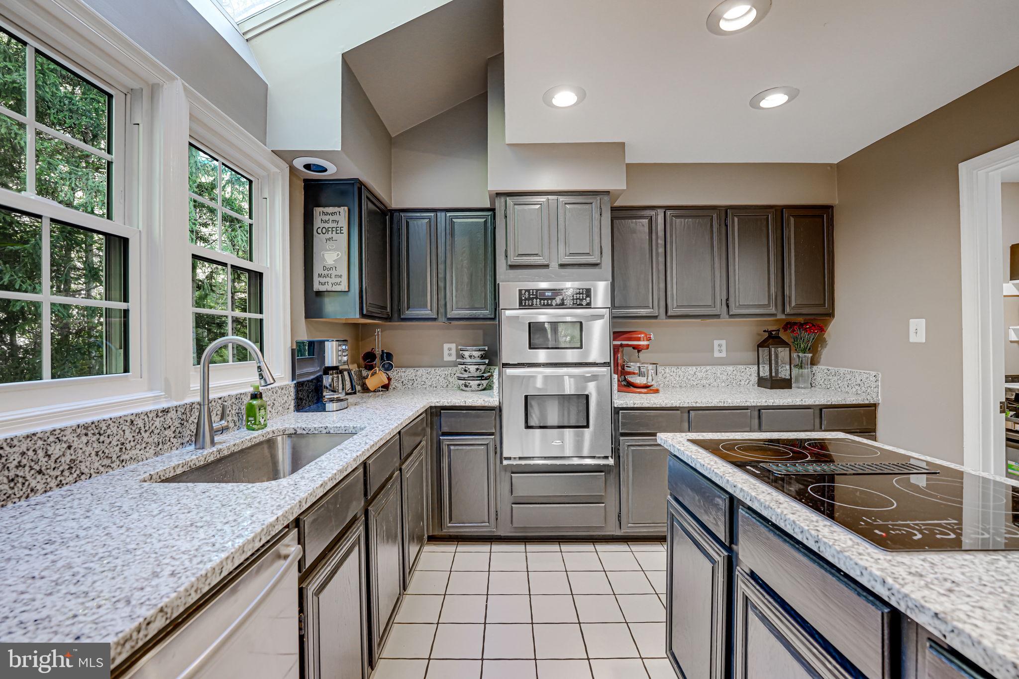 RIVERVIEW ESTATES - Residential