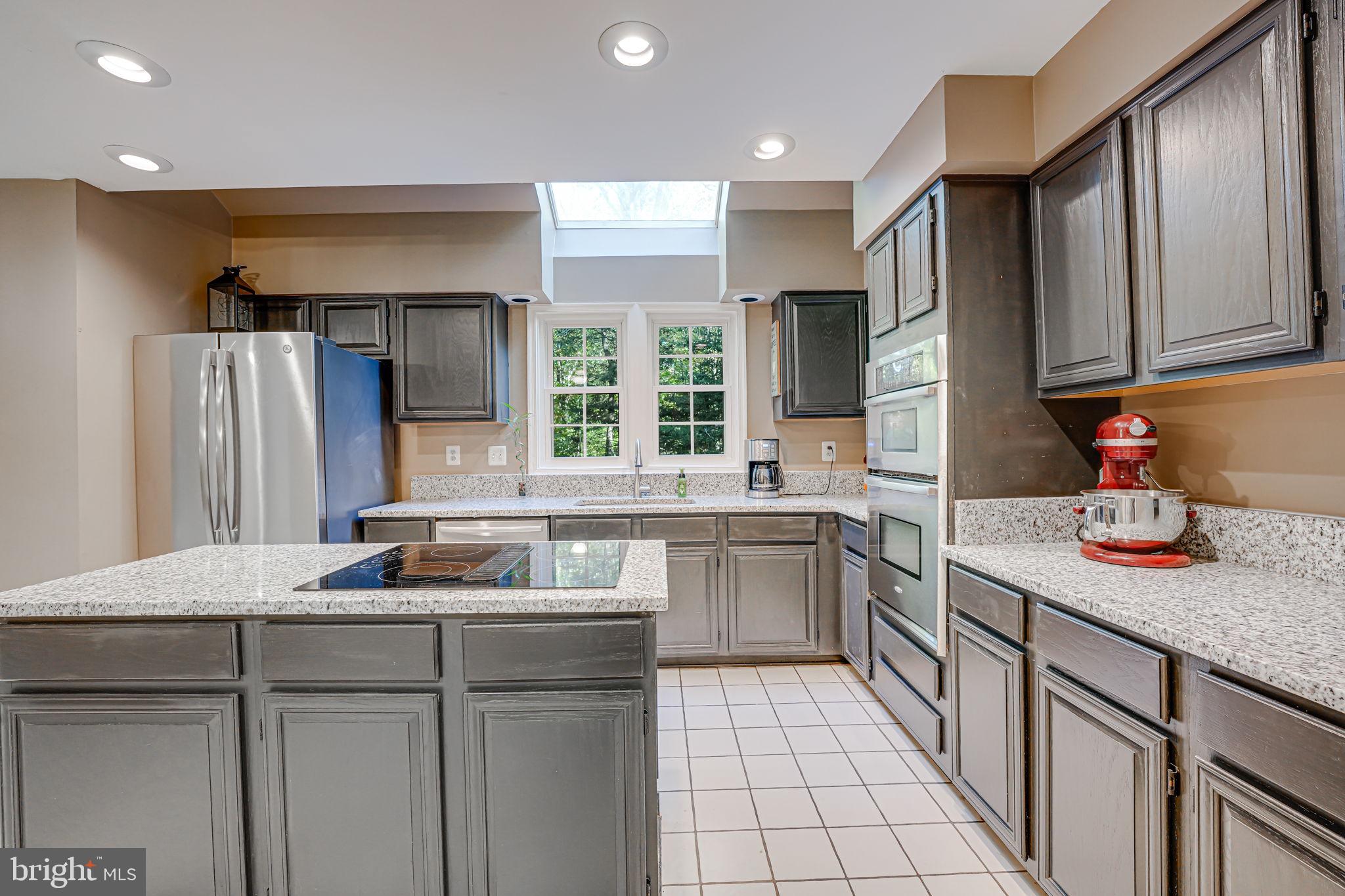 RIVERVIEW ESTATES - Residential