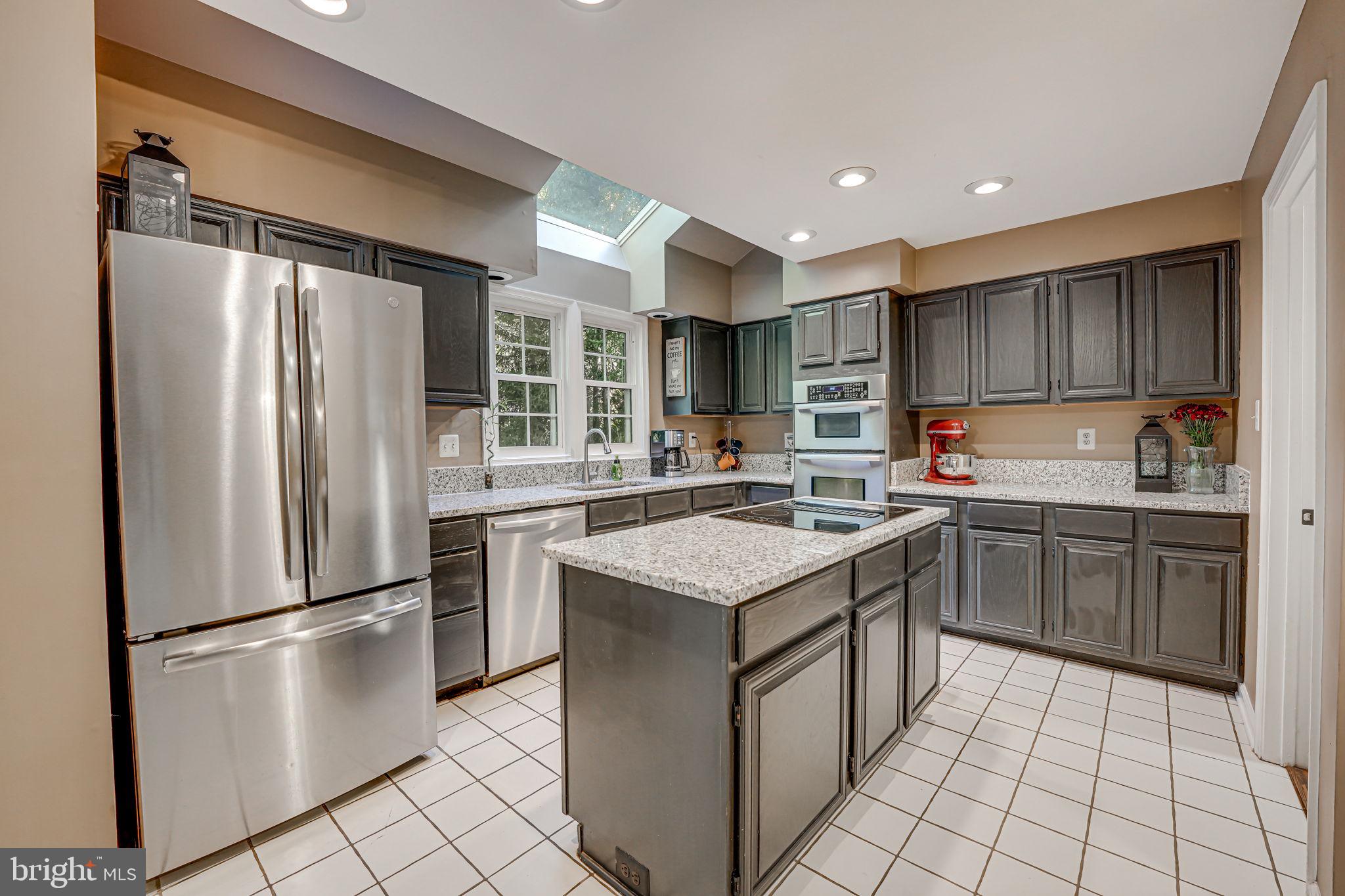 RIVERVIEW ESTATES - Residential