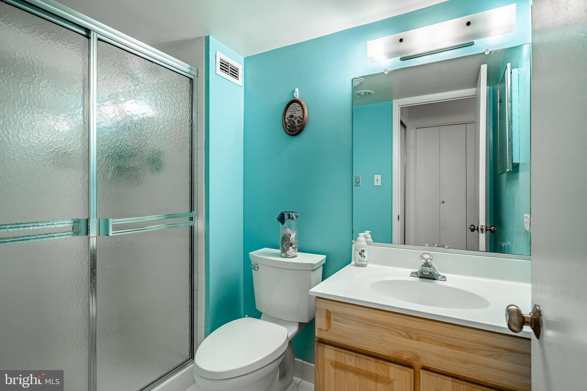 VALLEY FORGE TOWER - Residential