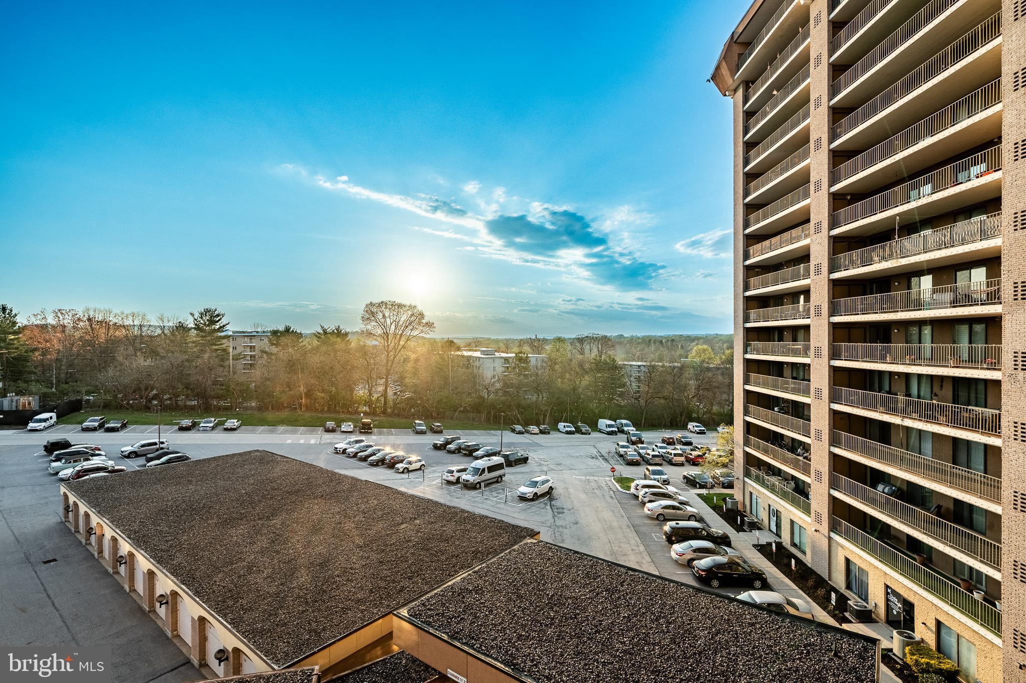VALLEY FORGE TOWER - Residential