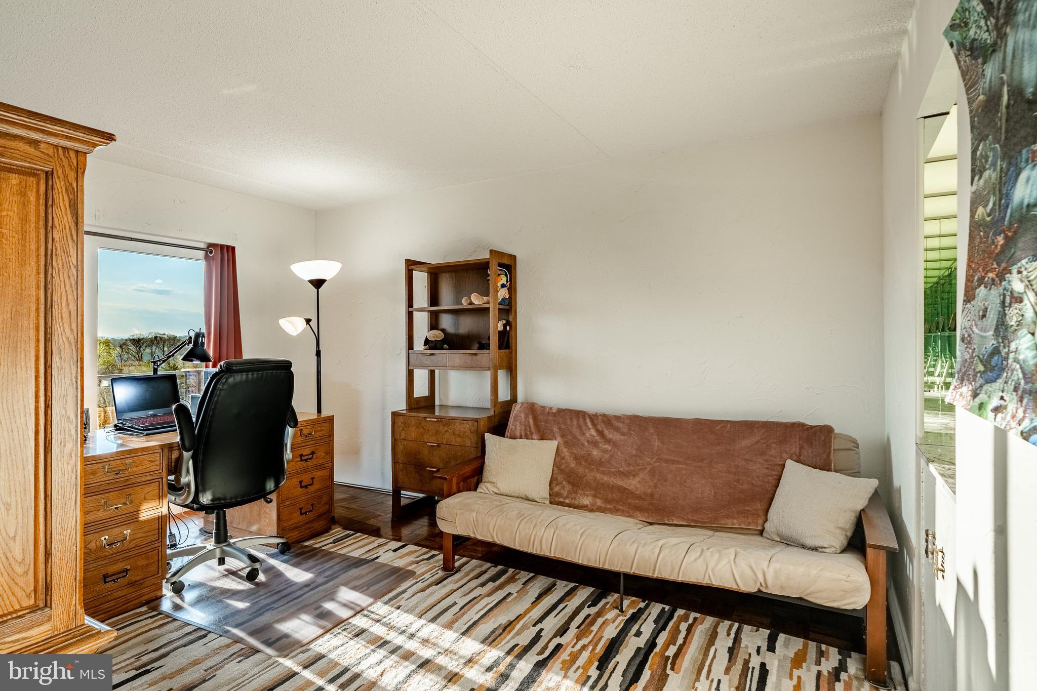 VALLEY FORGE TOWER - Residential